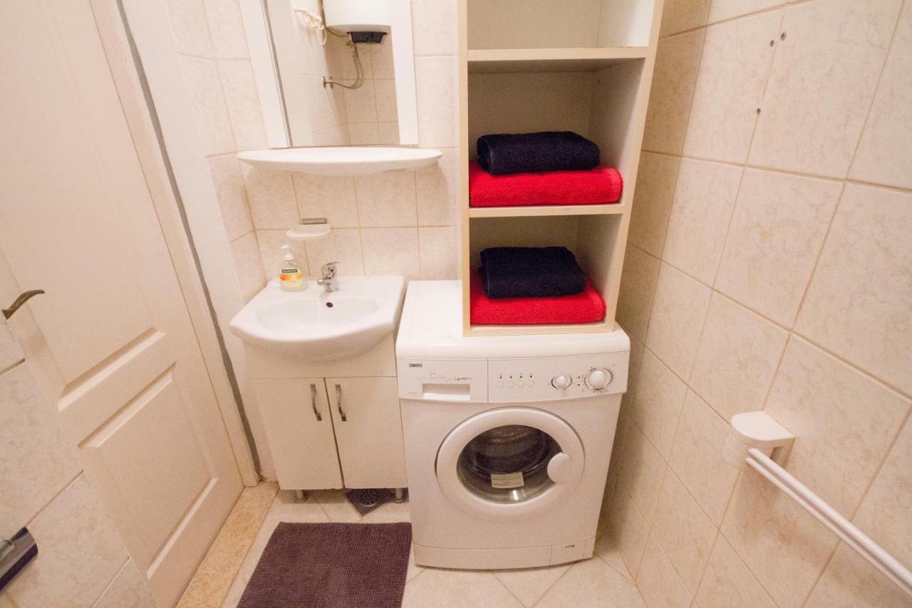 Appartement Apartman Punta Vilma à Pula Extérieur photo